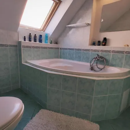 V Hliniku Εξοχικό σπίτι