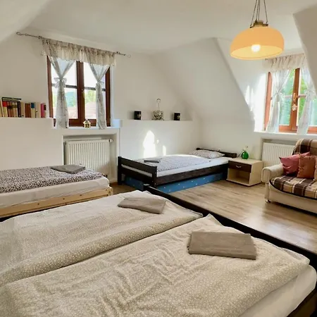 Casa di campagna V Hliniku *